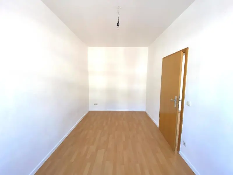 3 Zimmer Wohnung mit 66 m² in Plauen – Bild 4