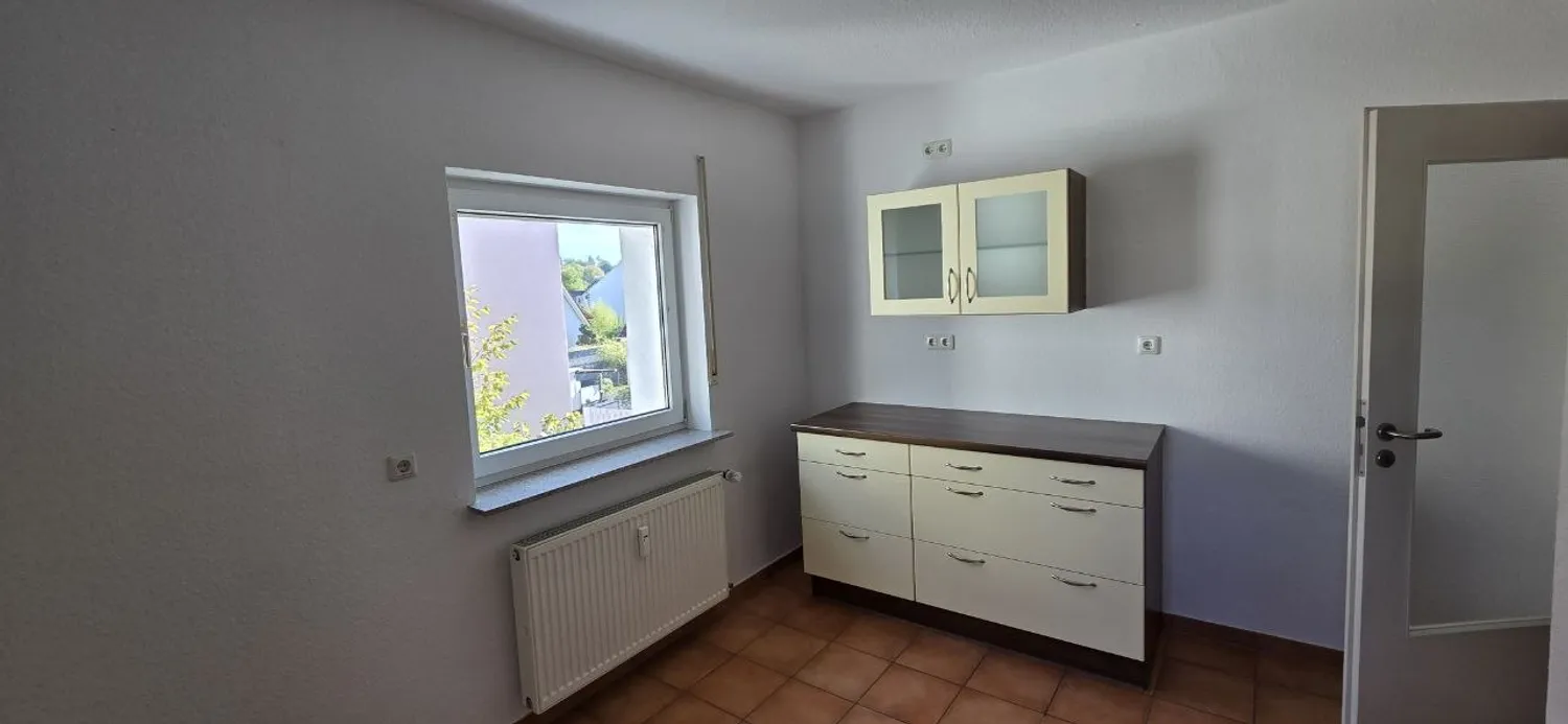 3 Zimmer Wohnung mit 100 m² in Aschaffenburg – Bild 2
