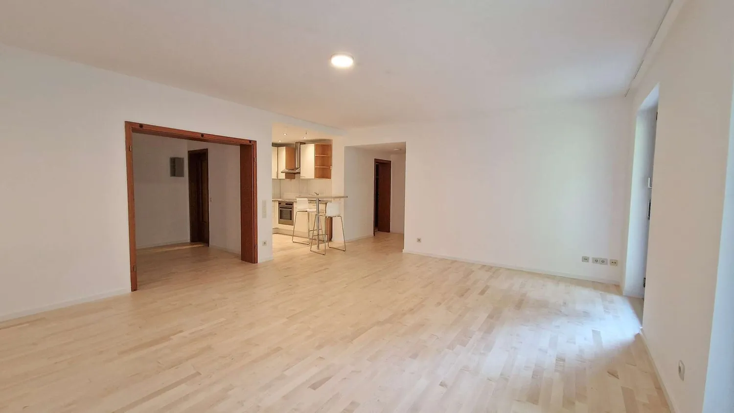 2 Zimmer Wohnung mit 72 m² in Düsseldorf – Bild 4