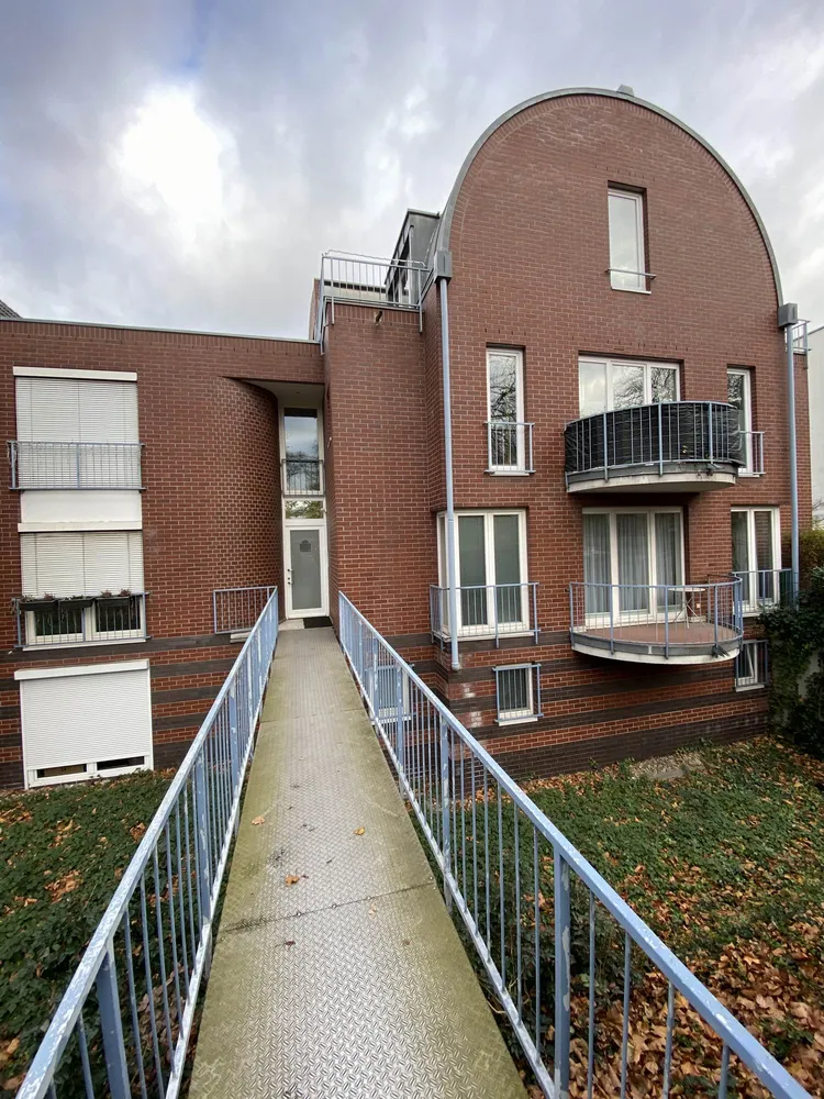 3 Zimmer Wohnung mit 81 m² in Krefeld – Bild 2