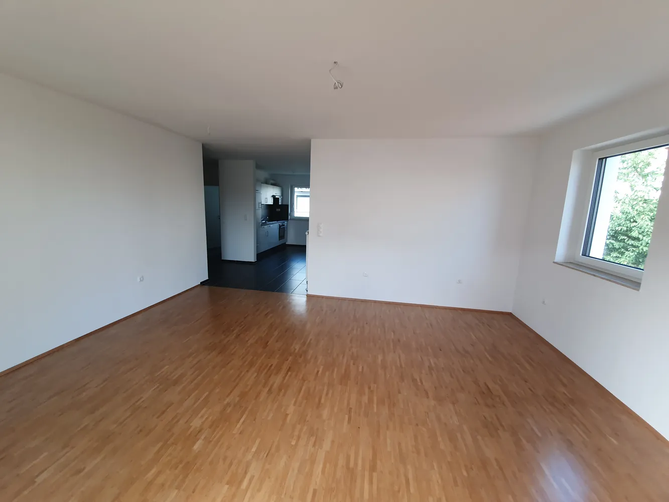 2 Zimmer Wohnung mit 74 m² in Regensburg – Bild 3