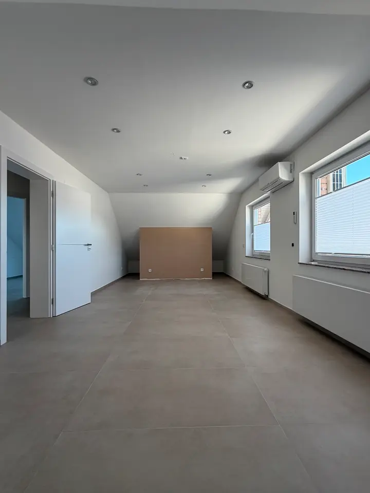 5 Zimmer Wohnung mit 141 m² in Hennef – Bild 6