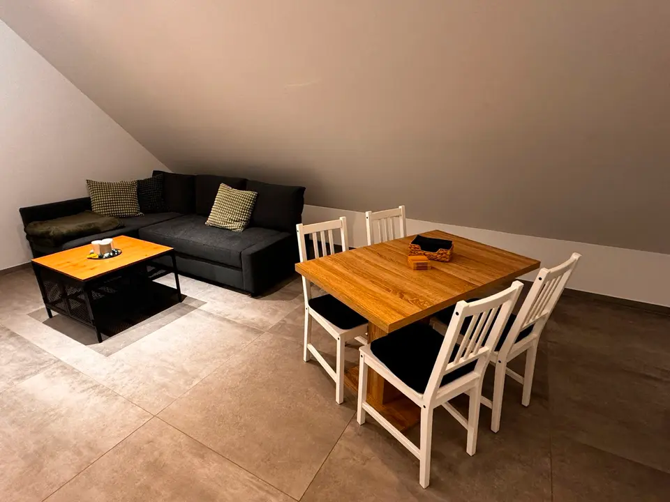 WG-Zimmer mit 78 m² in Augsburg – Bild 2