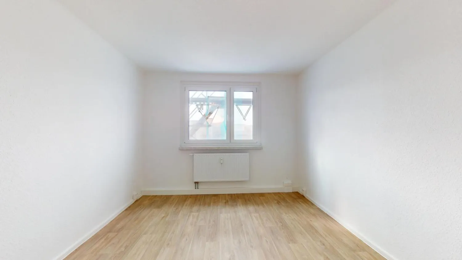 2 Zimmer Wohnung mit 75 m² in Halle (Saale) – Bild 2