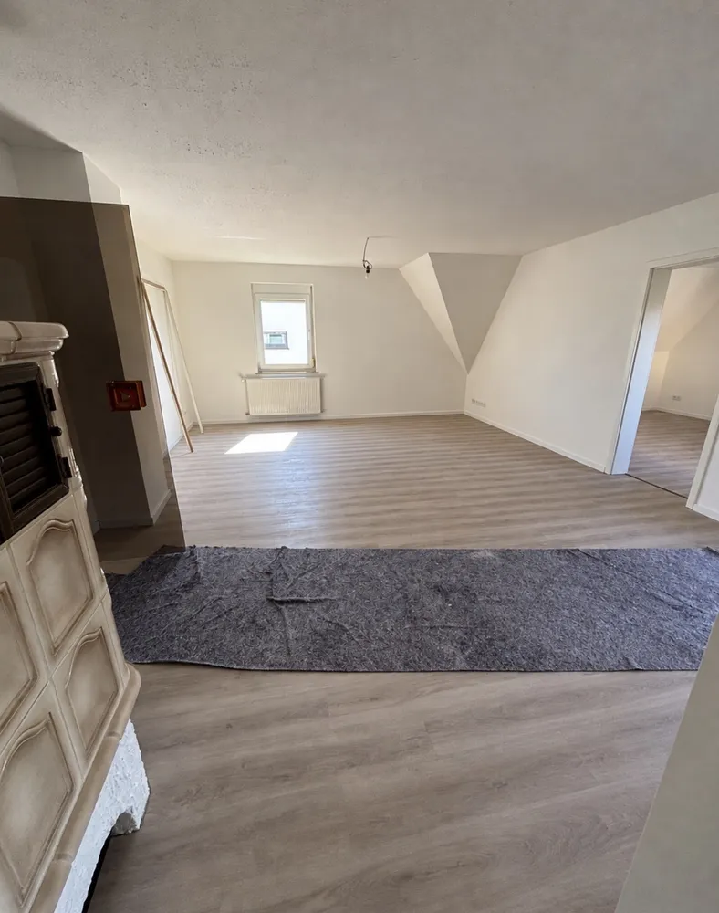 5 Zimmer Wohnung mit 114 m² in Würzburg – Bild 1