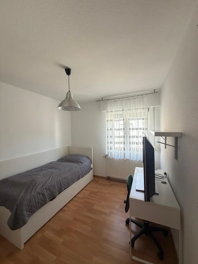 4 Zimmer Wohnung mit 94 m² in Stuttgart – Bild 8