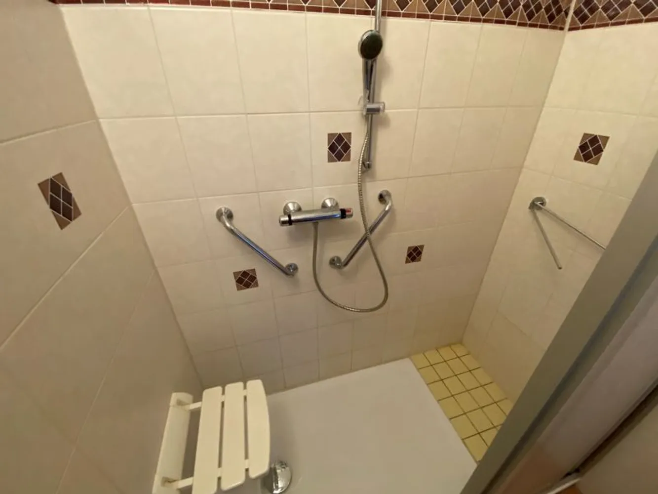1 room apartment with 36 m² in Chemnitz – Photo 11