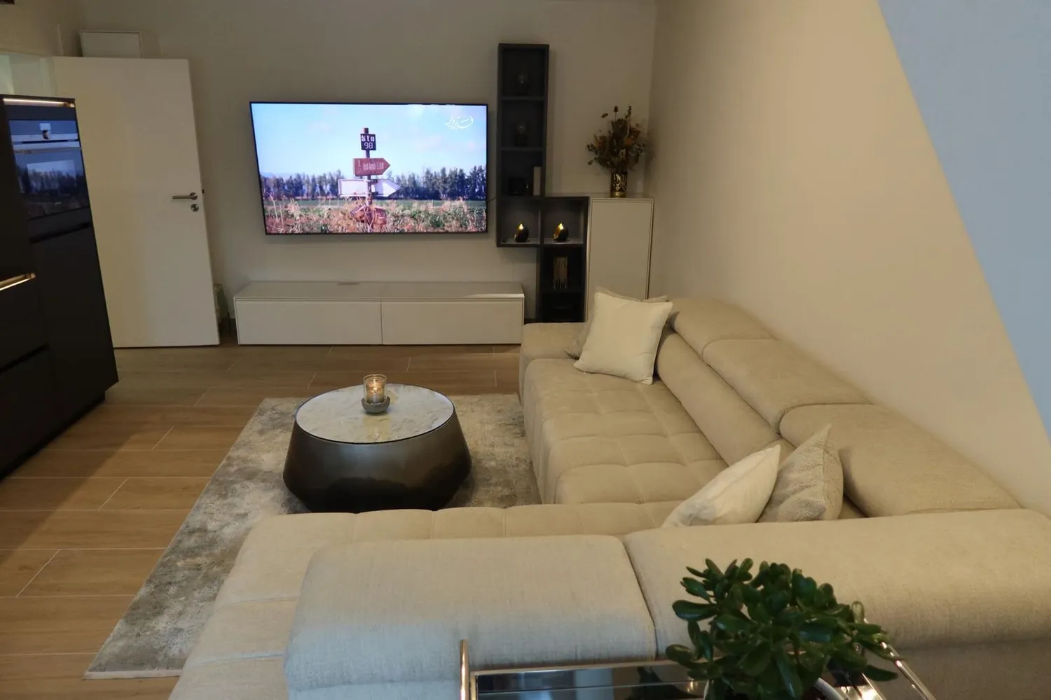 2 room apartment with 50 m² in Berlin – Photo 1