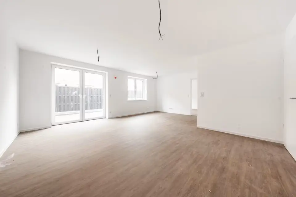 9 Zimmer Wohnung mit 170 m² in Leer – Bild 1