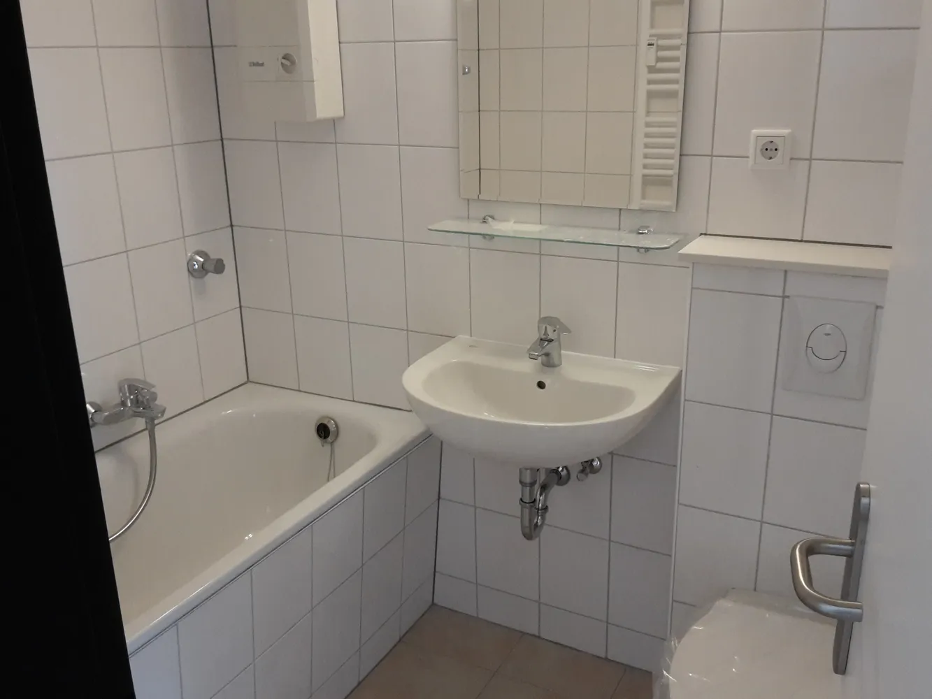 2 room apartment with 60 m² in Düsseldorf – Photo 4