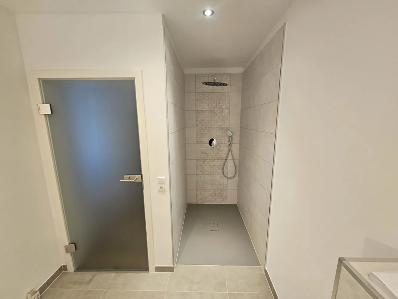 2 room apartment with 92 m² in Magdeburg – Photo 8