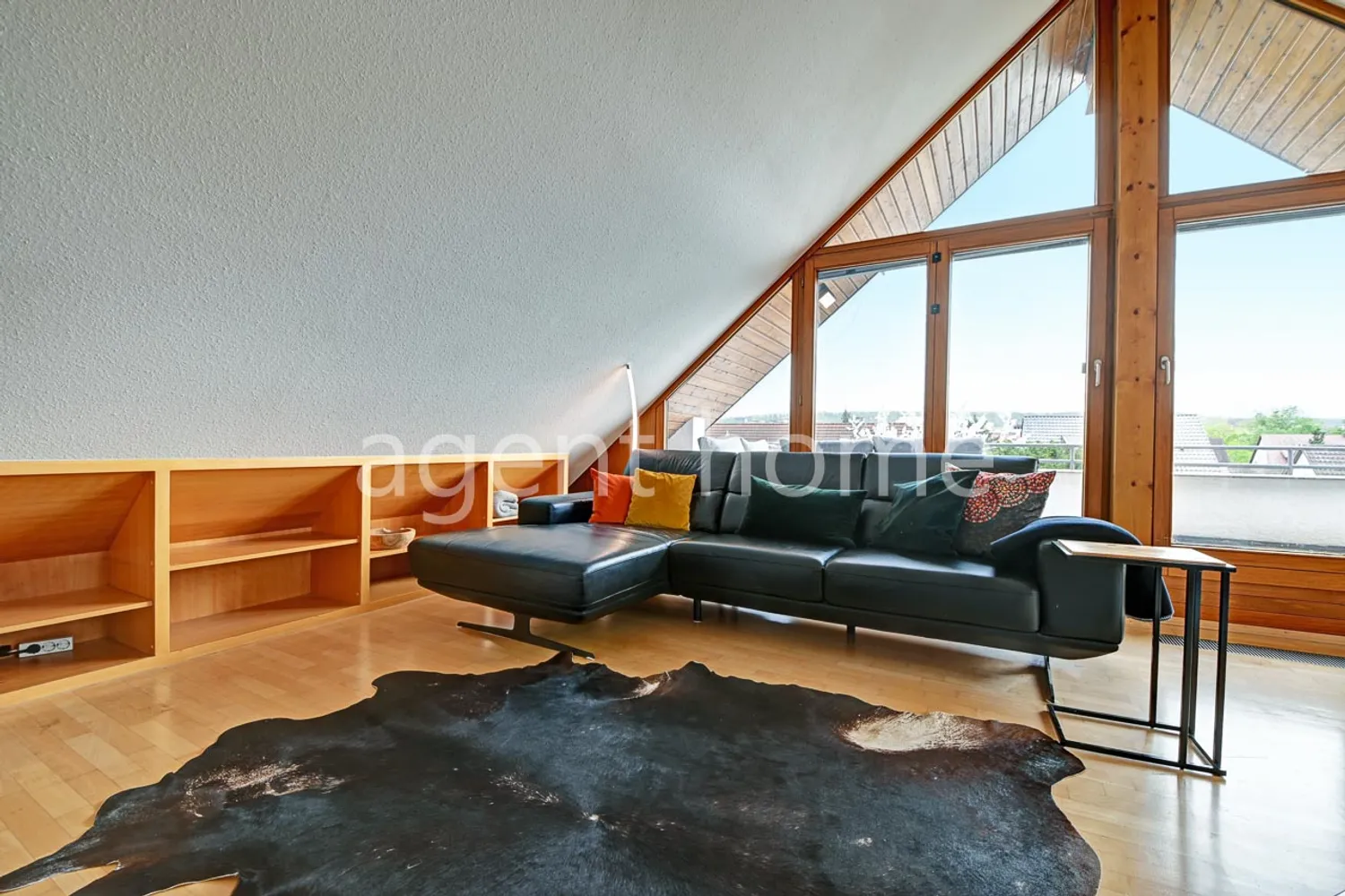 3 Zimmer Wohnung mit 116 m² in Stuttgart – Bild 2