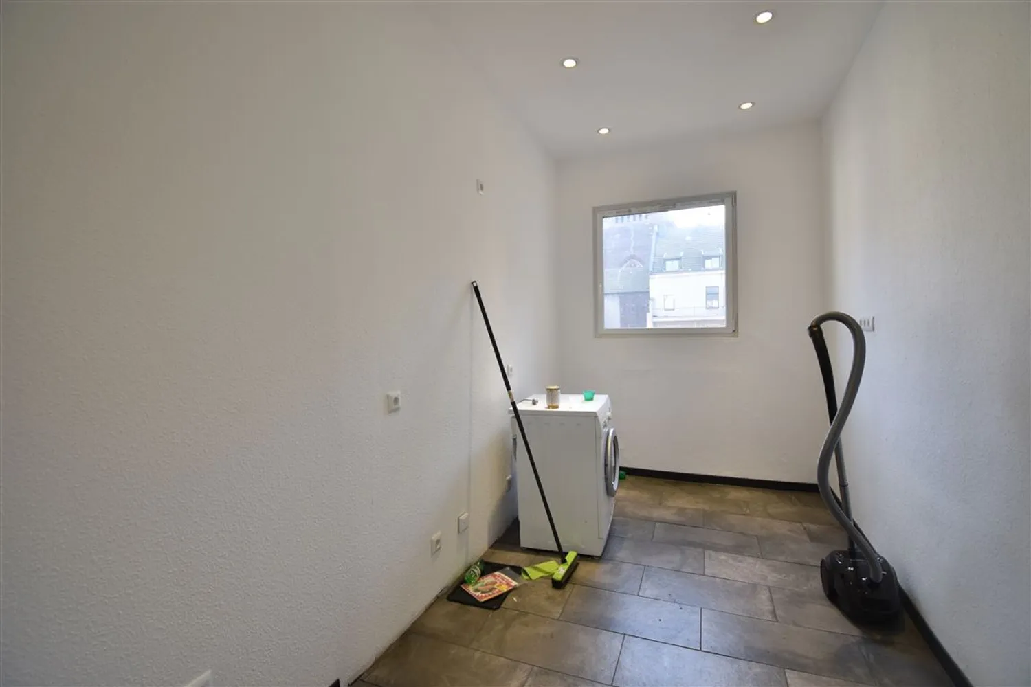 2 Zimmer Wohnung mit 55 m² in Duisburg – Bild 4