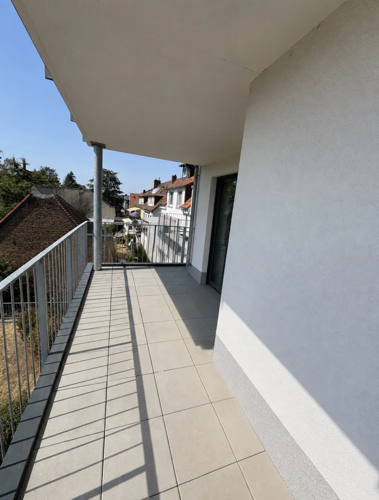 4 Zimmer Wohnung mit 105 m² in Frankfurt am Main – Bild 11
