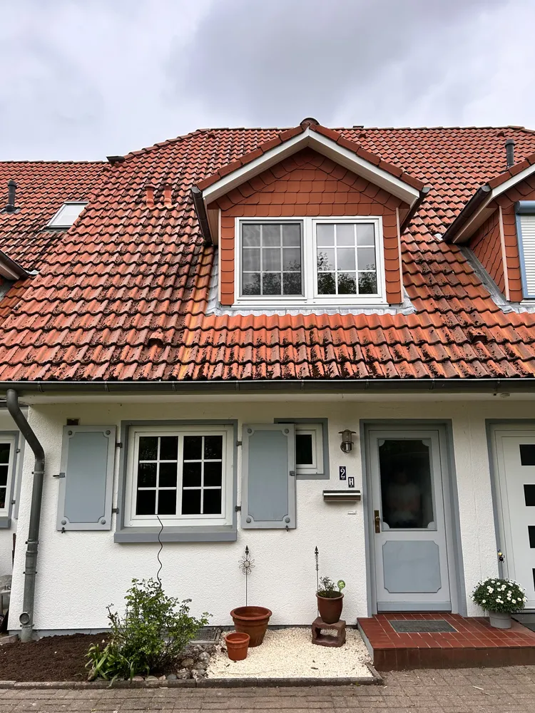 5 Zimmer Haus mit 100 m² in Lübeck – Bild 1