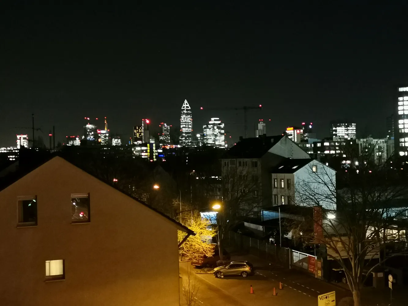 2 Zimmer Wohnung mit 72 m² in Frankfurt am Main – Bild 2