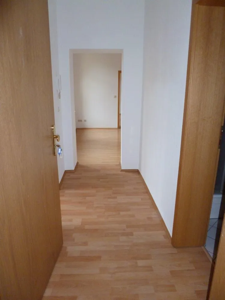 2 Zimmer Wohnung mit 59 m² in Halle (Saale) – Bild 3
