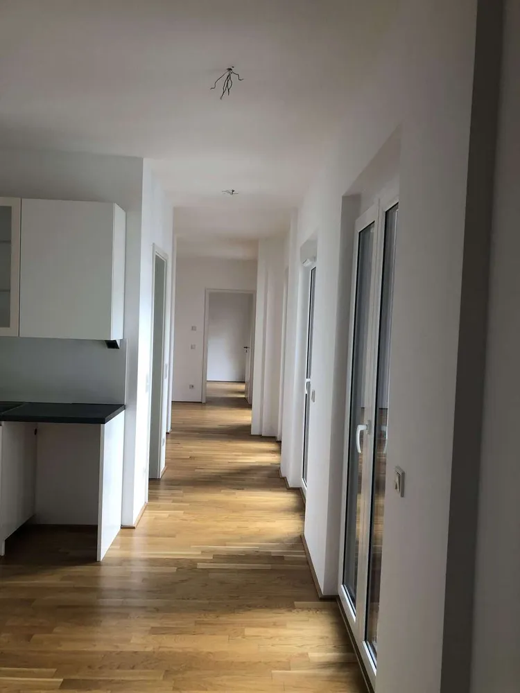 2 Zimmer Wohnung mit 77 m² in Mainz – Bild 2