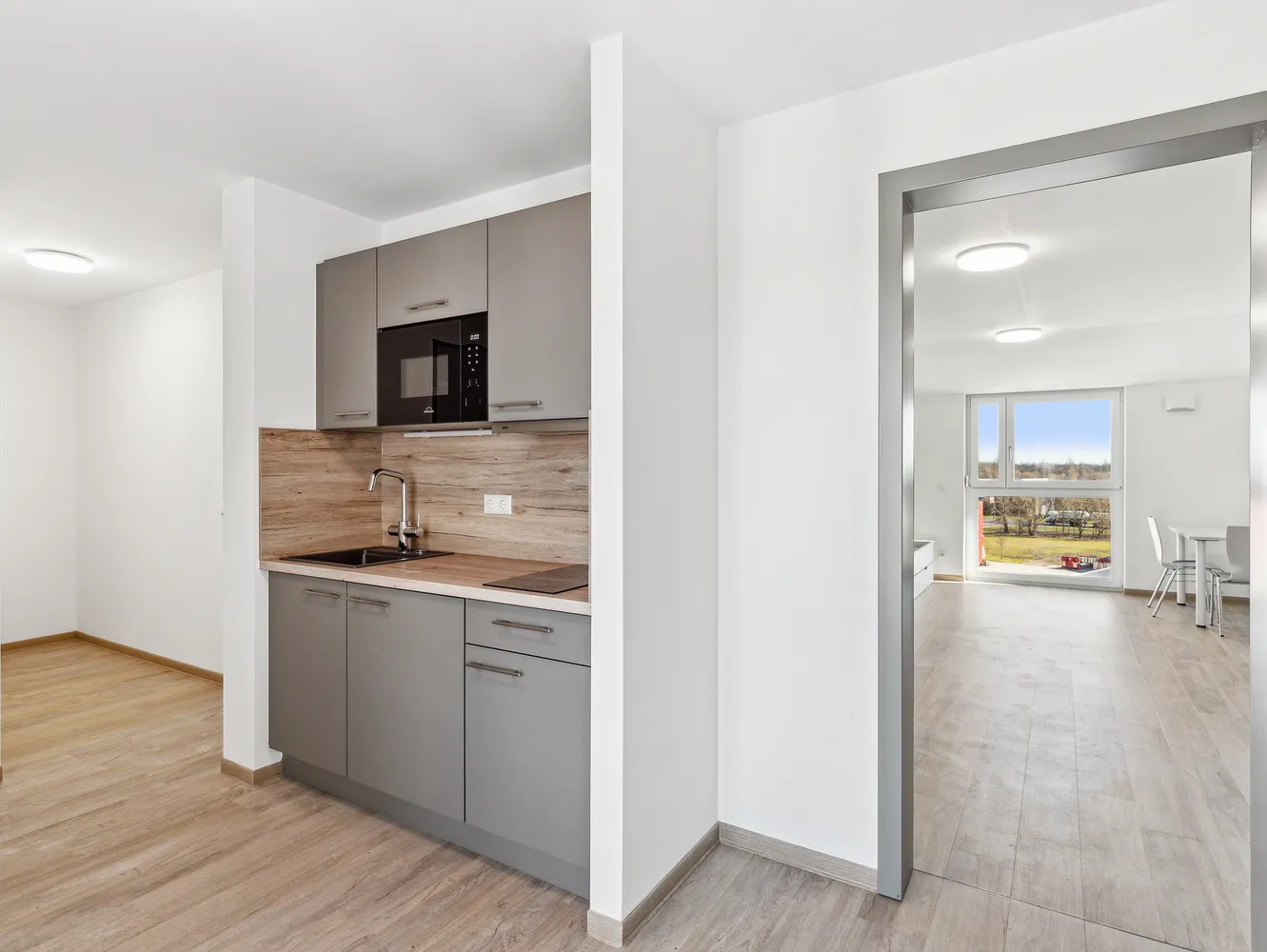 2 Zimmer Wohnung mit 73 m² in Magdeburg – Bild 2