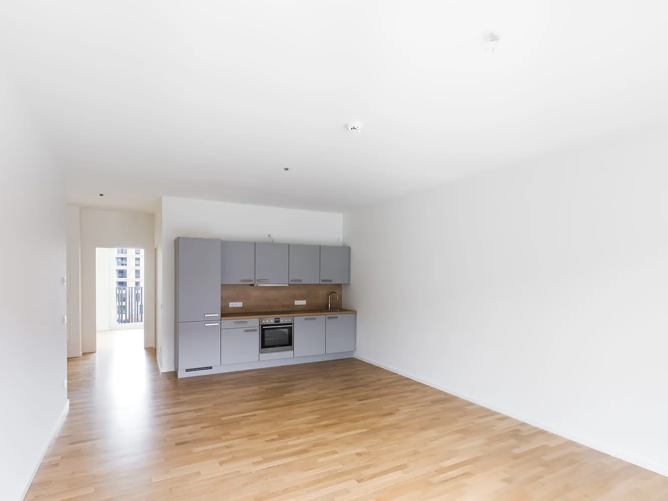 2 Zimmer Wohnung mit 60 m² in Berlin – Bild 2