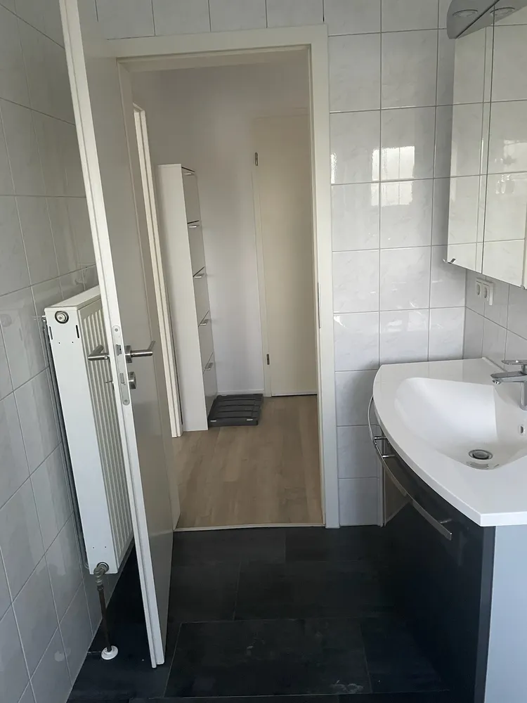 2 room apartment with 40 m² in Cologne – Photo 6