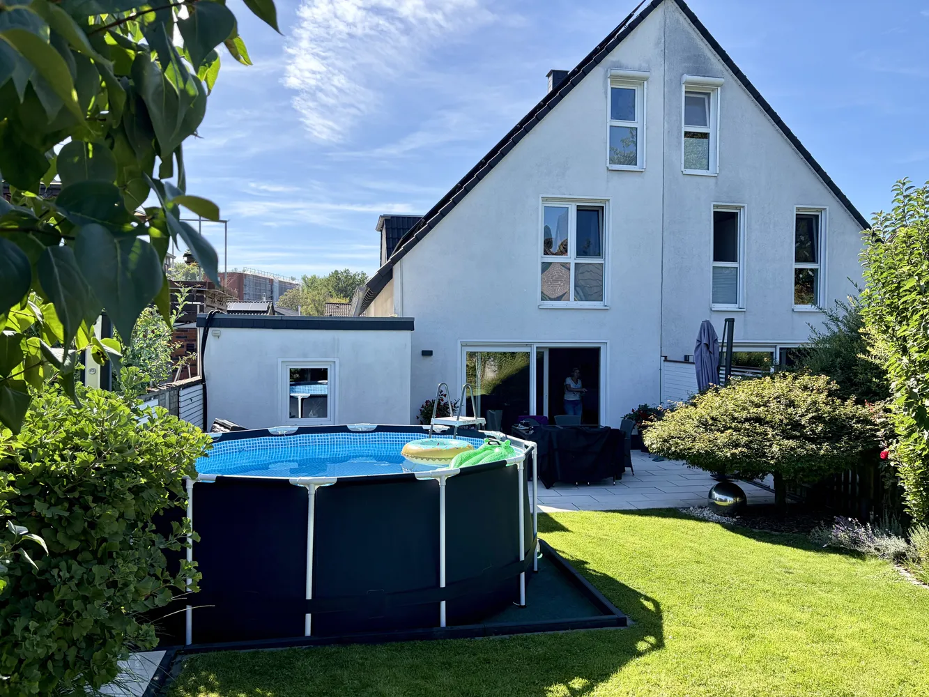 3 Zimmer Haus mit 116 m² in Düsseldorf – Bild 2