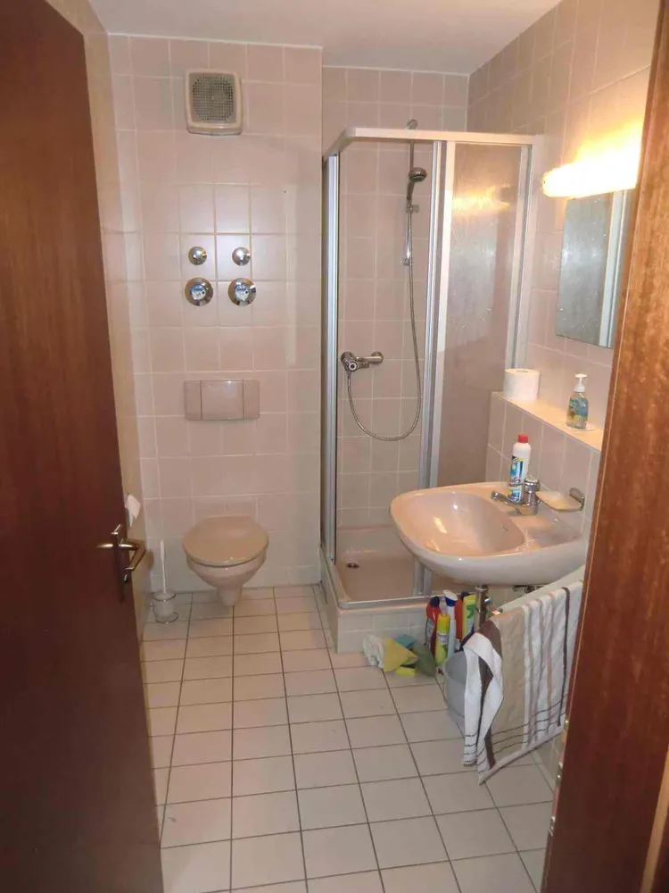 1 room apartment with 35 m² in Regensburg – Photo 4