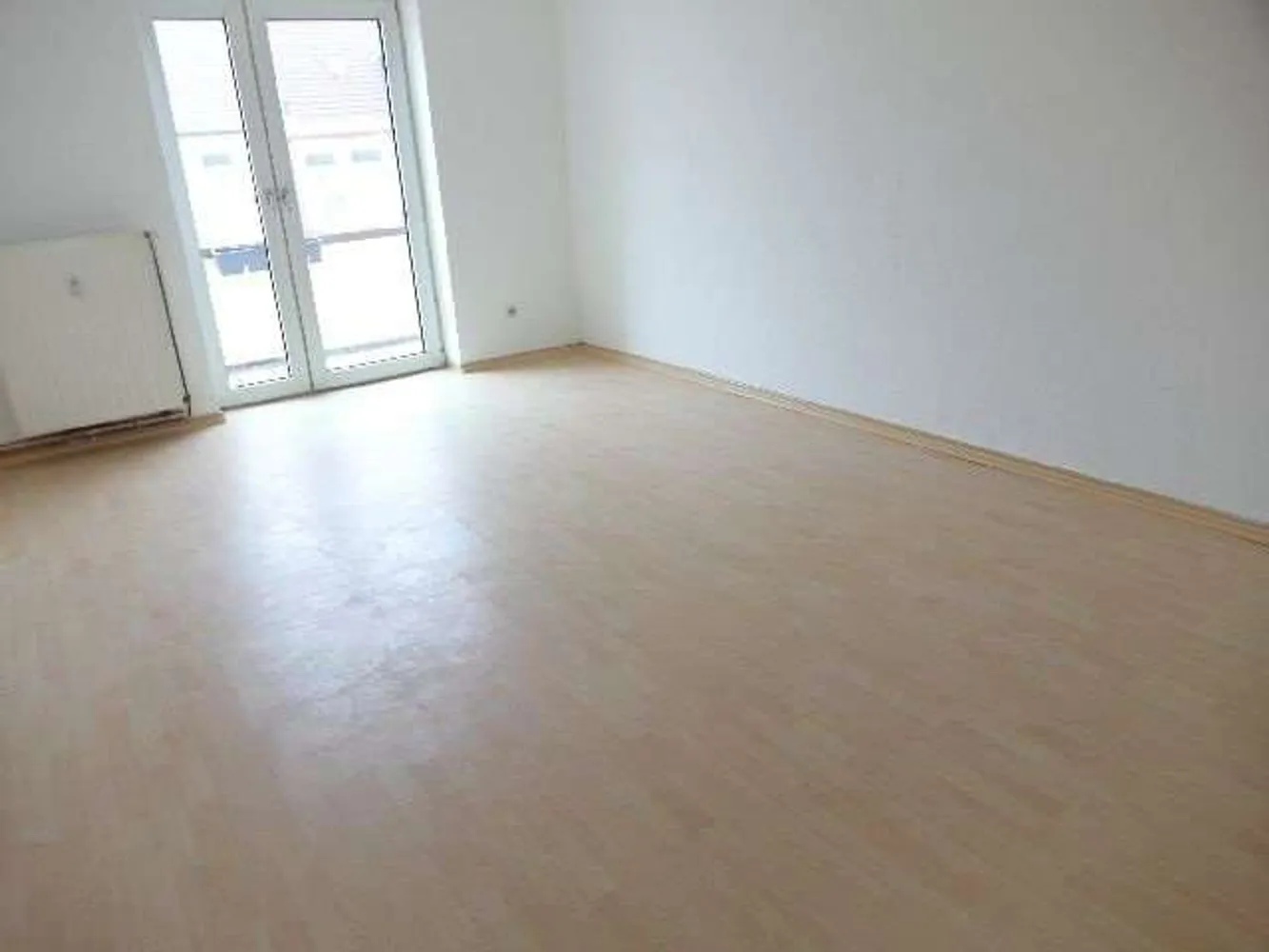 3 Zimmer Wohnung mit 79 m² in Hameln – Bild 2