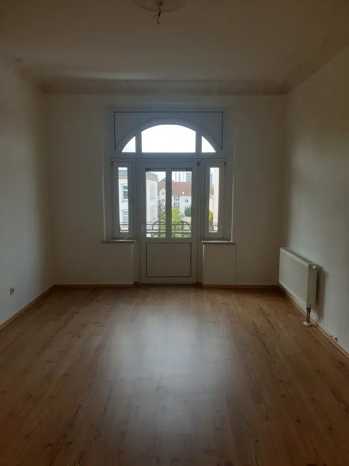 2 Zimmer Wohnung mit 73 m² in Riesa – Bild 2