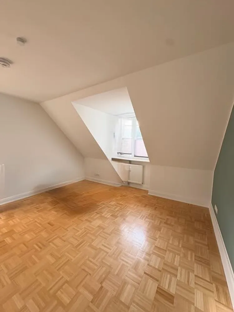 2 Zimmer Wohnung mit 64 m² in Hamburg – Bild 9
