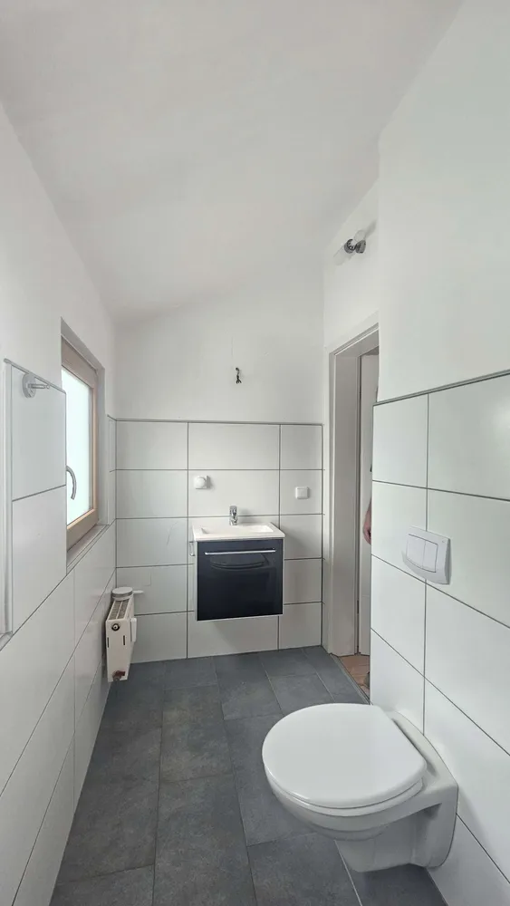 150 Zimmer Wohnung mit 55 m² in Ludwigshafen am Rhein – Bild 12