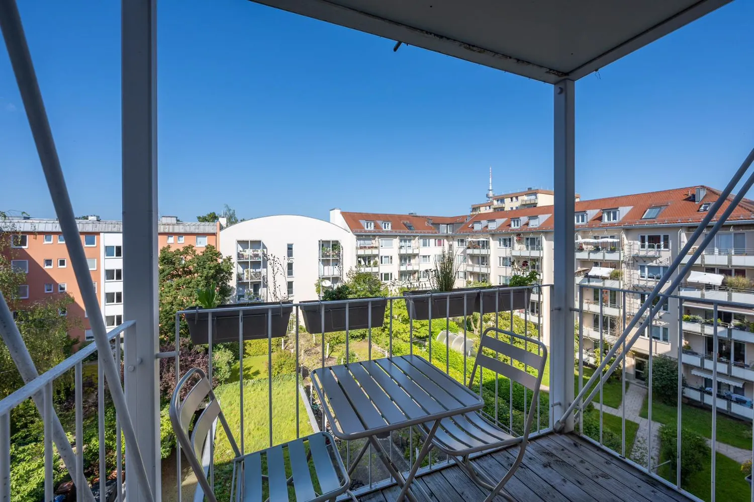 2 Zimmer Wohnung mit 55 m² in München – Bild 4