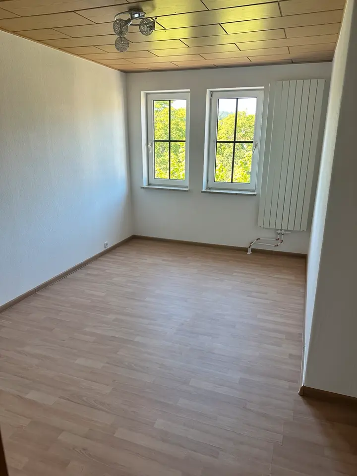 3 Zimmer Wohnung mit 64 m² in Sonneberg – Bild 1