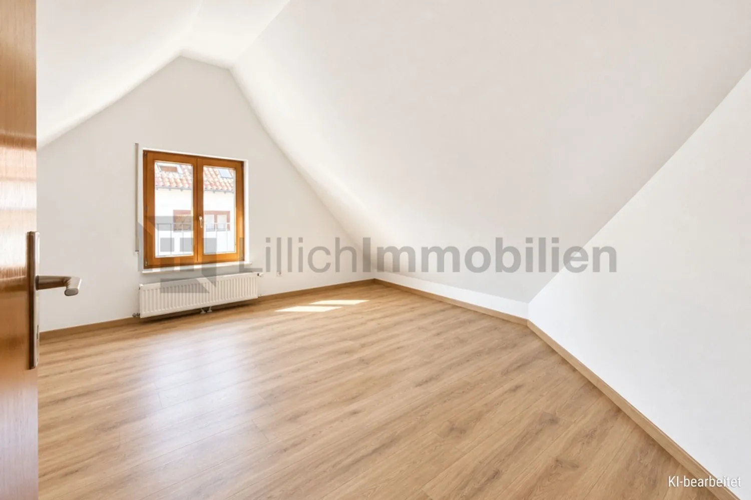 5 Zimmer Wohnung mit 107 m² in Kornwestheim – Bild 2