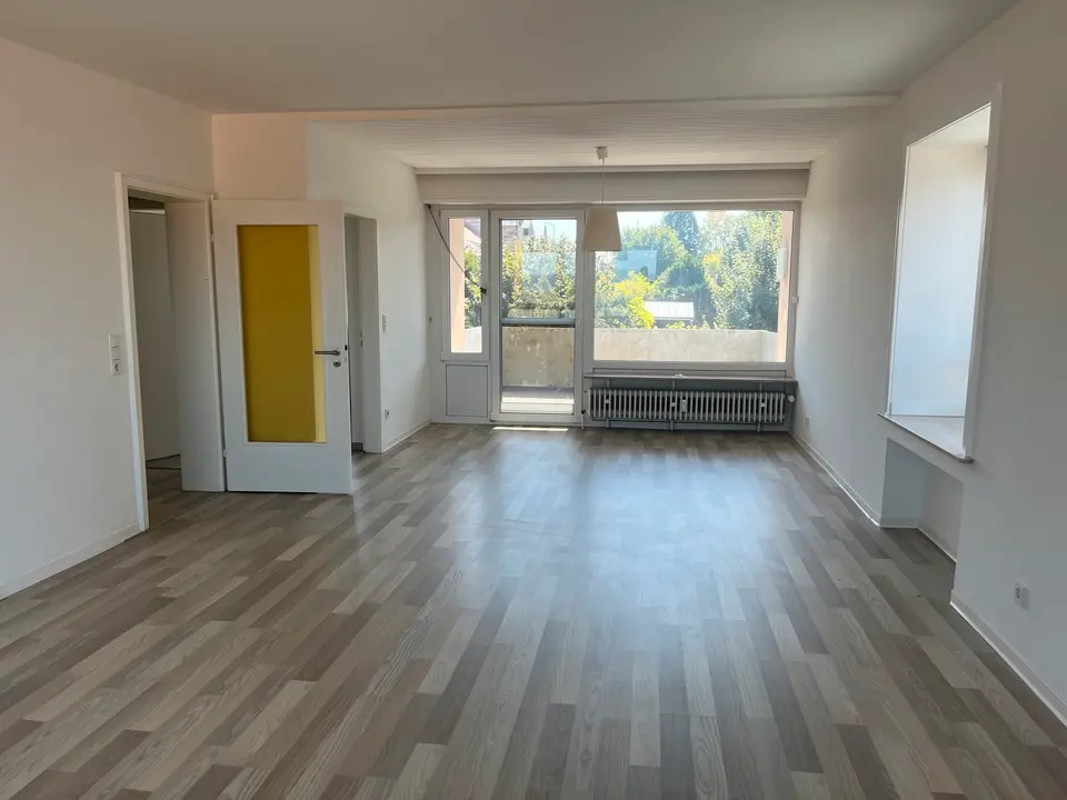 3 Zimmer Wohnung mit 100 m² in Saarbrücken – Bild 2