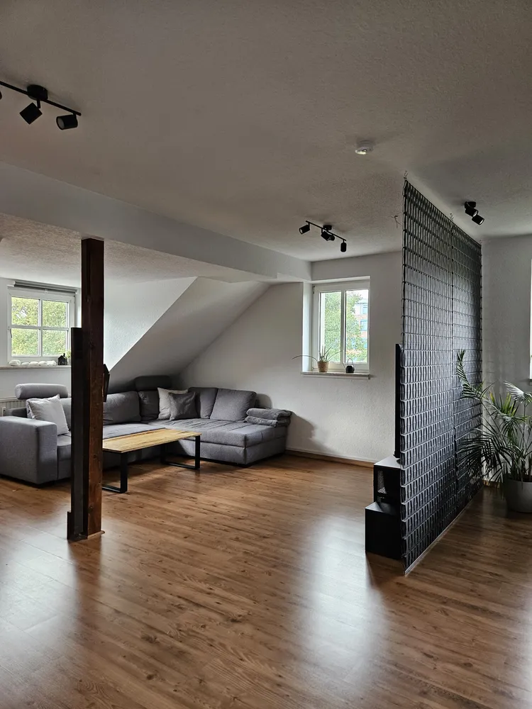 2 Zimmer Wohnung mit 73 m² in Duisburg – Bild 1