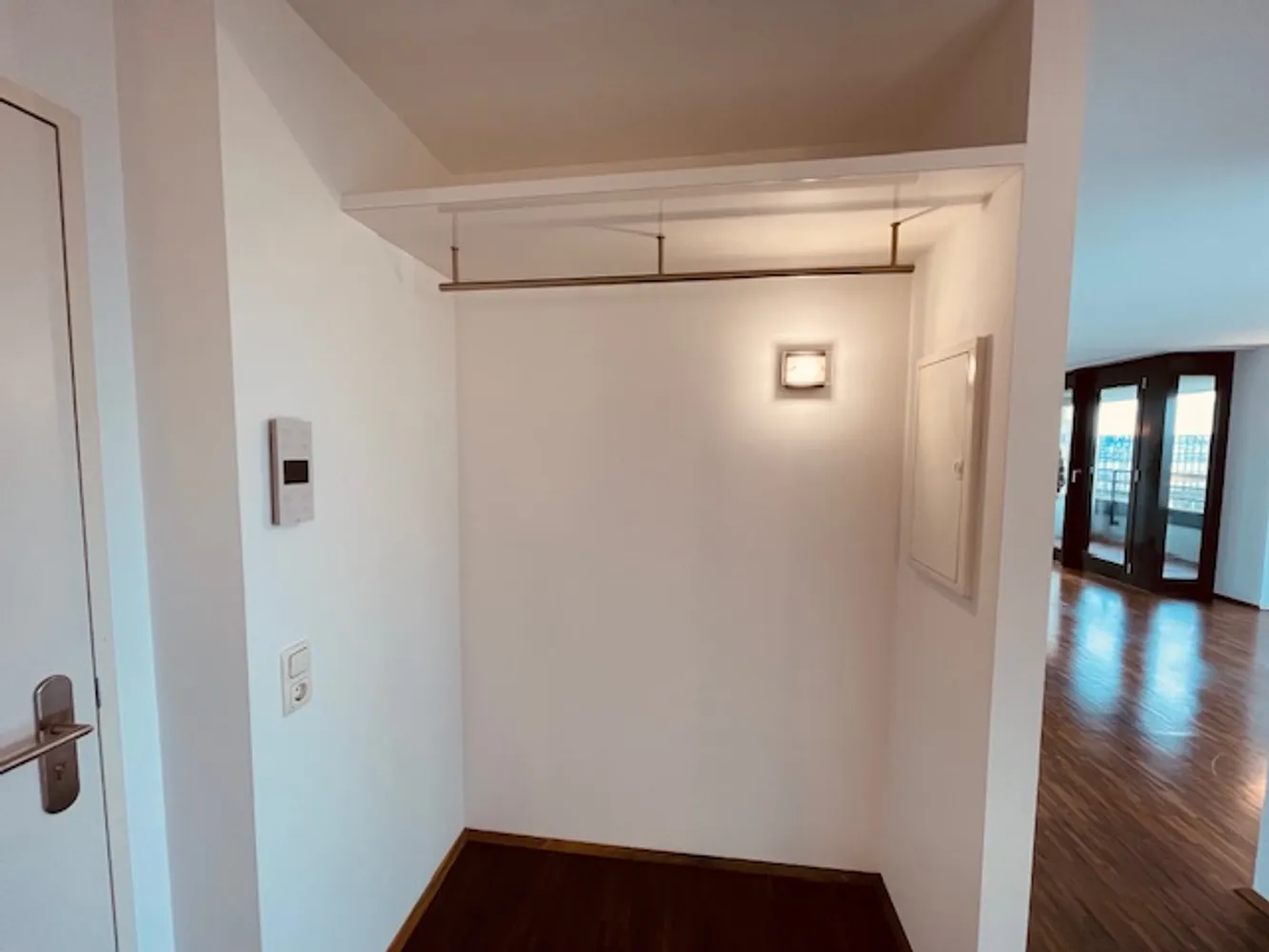 2 room apartment with 81 m² in Frankfurt am Main – Photo 7
