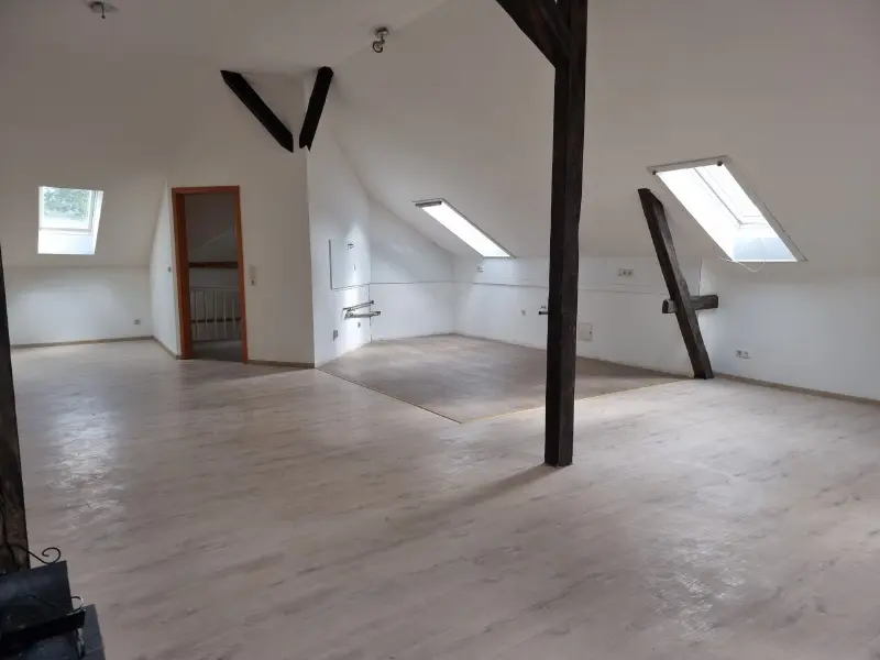 4 Zimmer Wohnung mit 120 m² in Crimmitschau – Bild 2