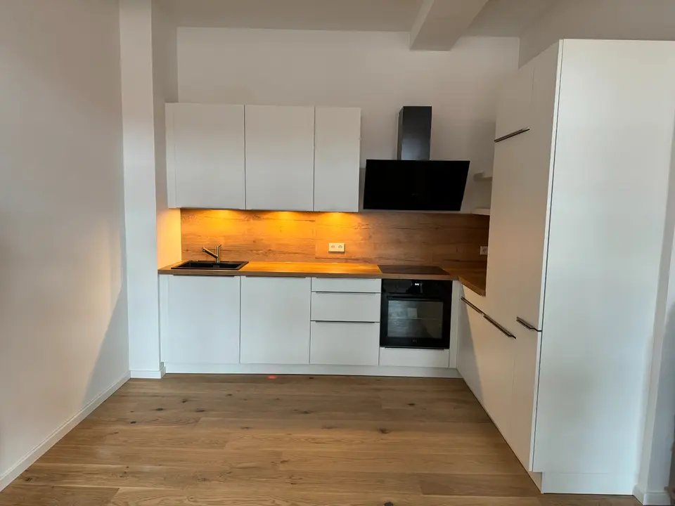 2 Zimmer Wohnung mit 62 m² in Karlsruhe – Bild 2