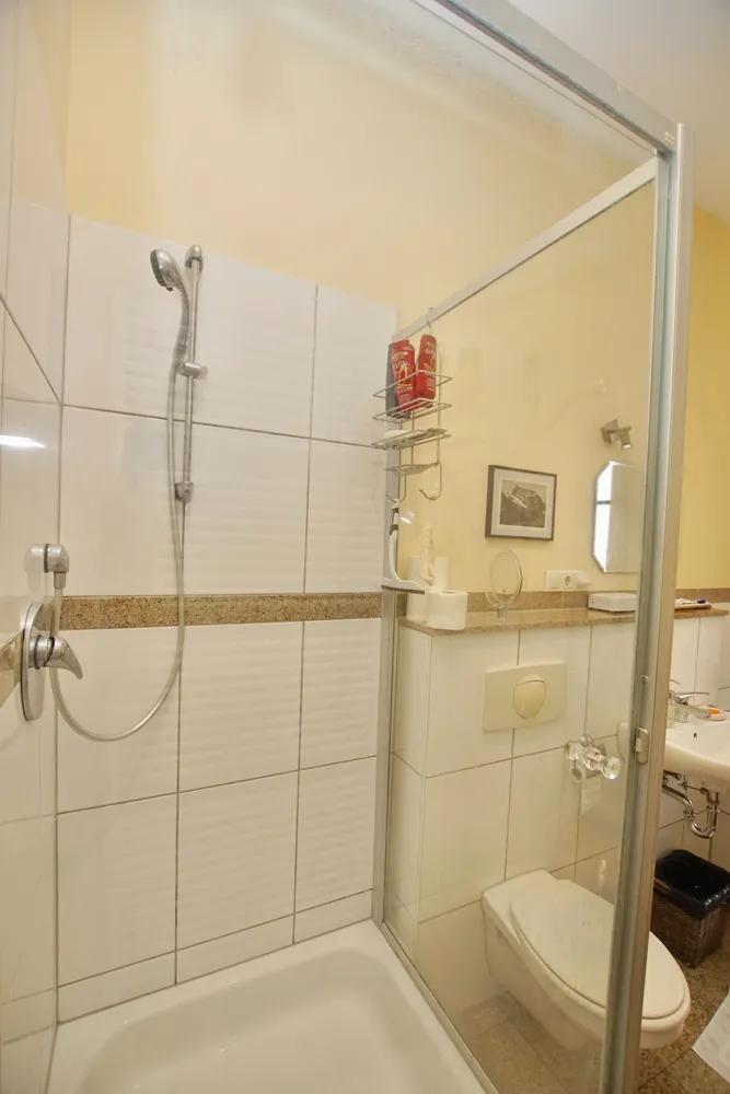 2 Zimmer Wohnung mit 42 m² in Wiesbaden – Bild 8