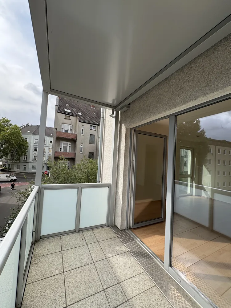 2 Zimmer Wohnung mit 45 m² in Düsseldorf – Bild 2