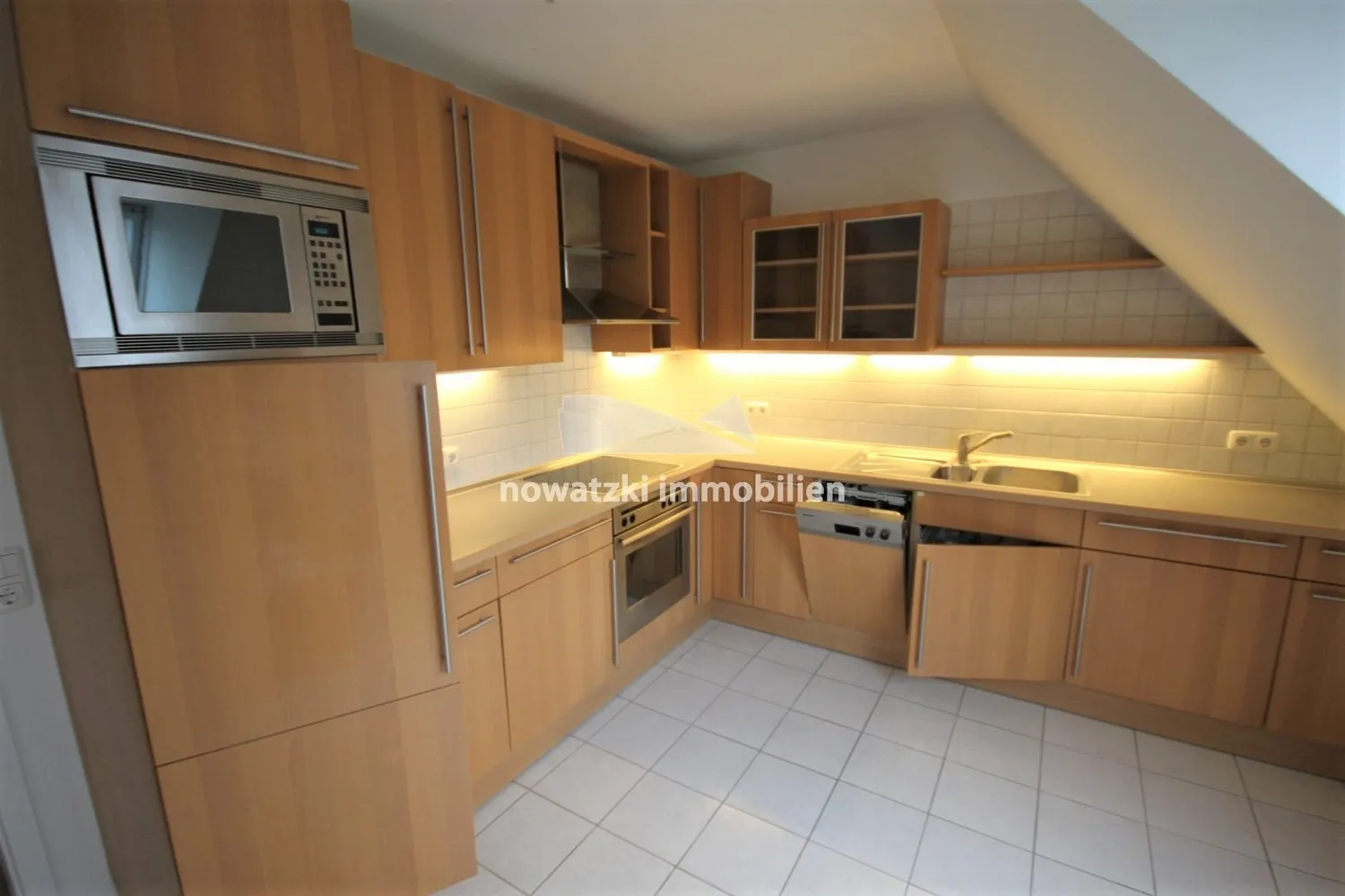 4 Zimmer Wohnung mit 123 m² in Lübeck – Bild 7