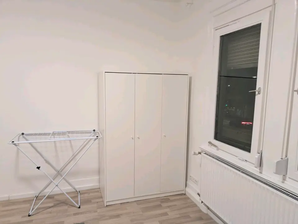 Shared room with 33 m² in Stuttgart – Photo 3