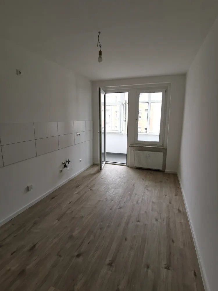 2 Zimmer Wohnung mit 57 m² in Plauen – Bild 2