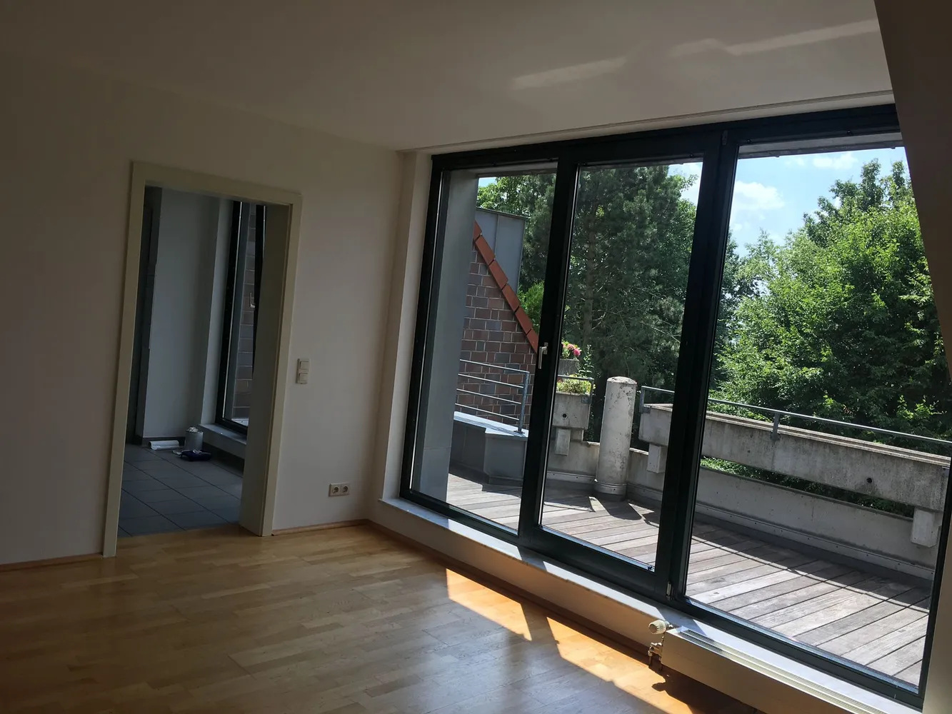 3 room apartment with 90 m² in Düsseldorf – Photo 3