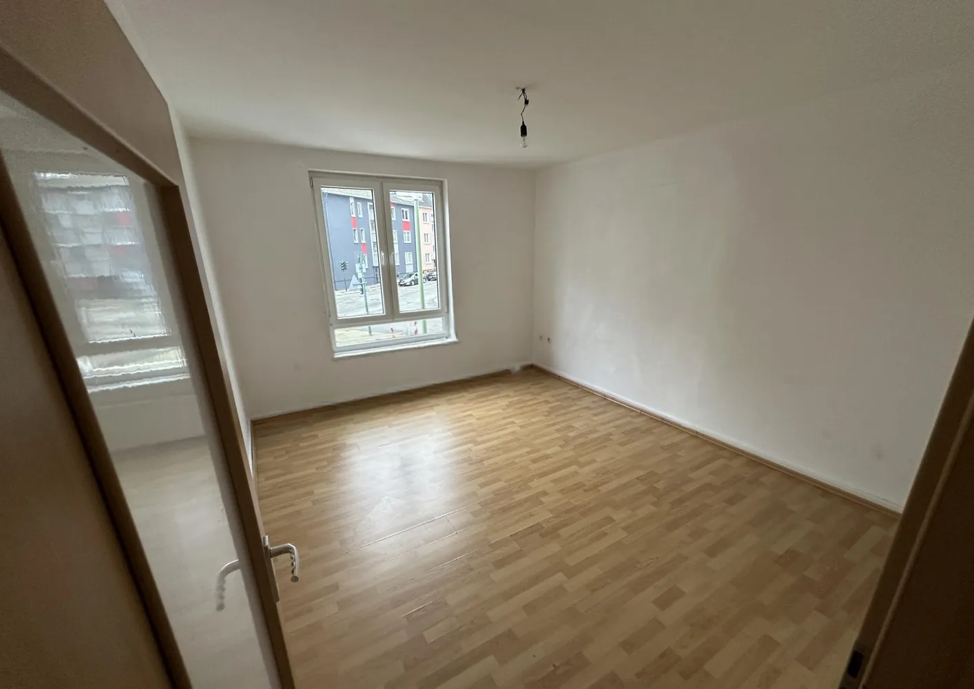 5 Zimmer Wohnung mit 97 m² in Essen – Bild 4