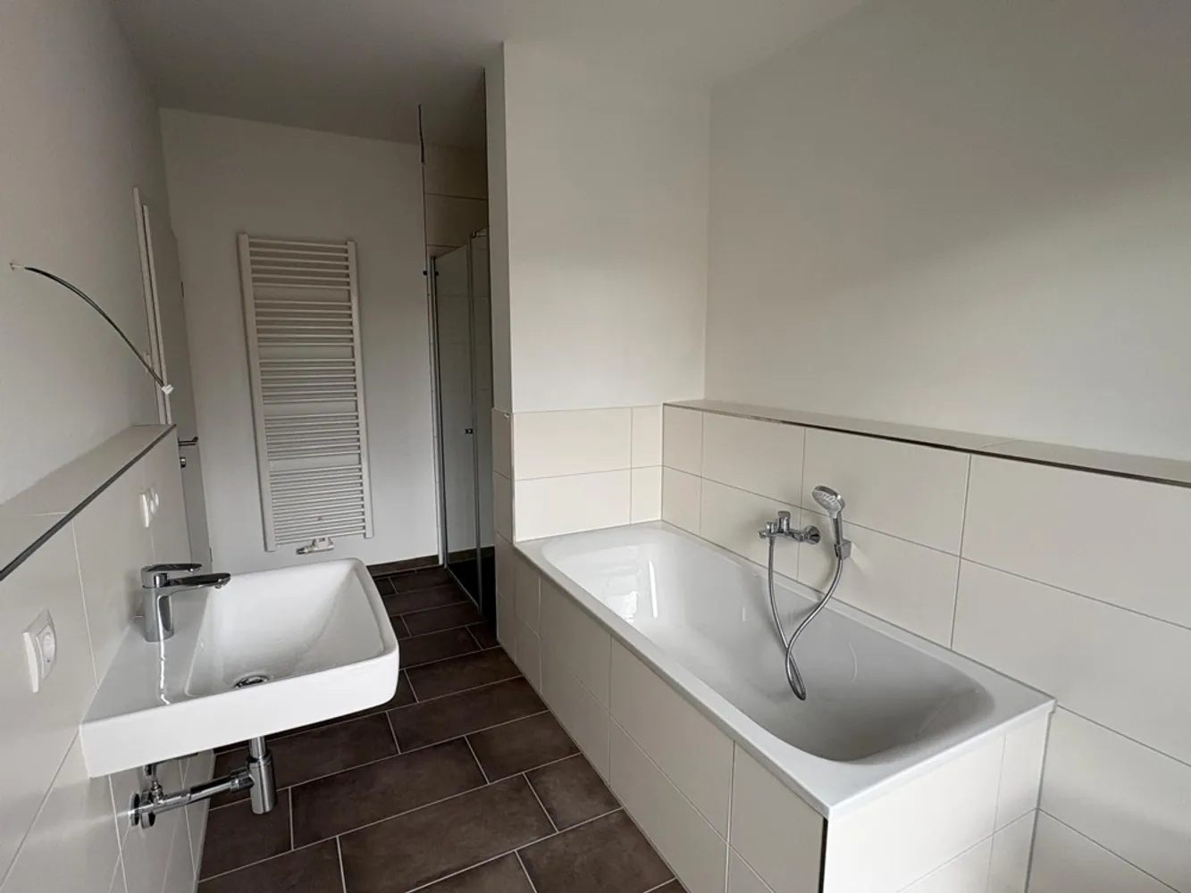 2 Zimmer Wohnung mit 75 m² in Halle (Saale) – Bild 11
