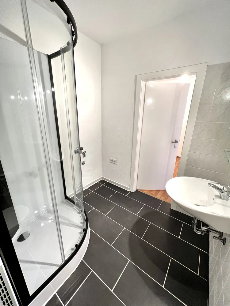 1 room apartment with 28 m² in Wuppertal – Photo 5