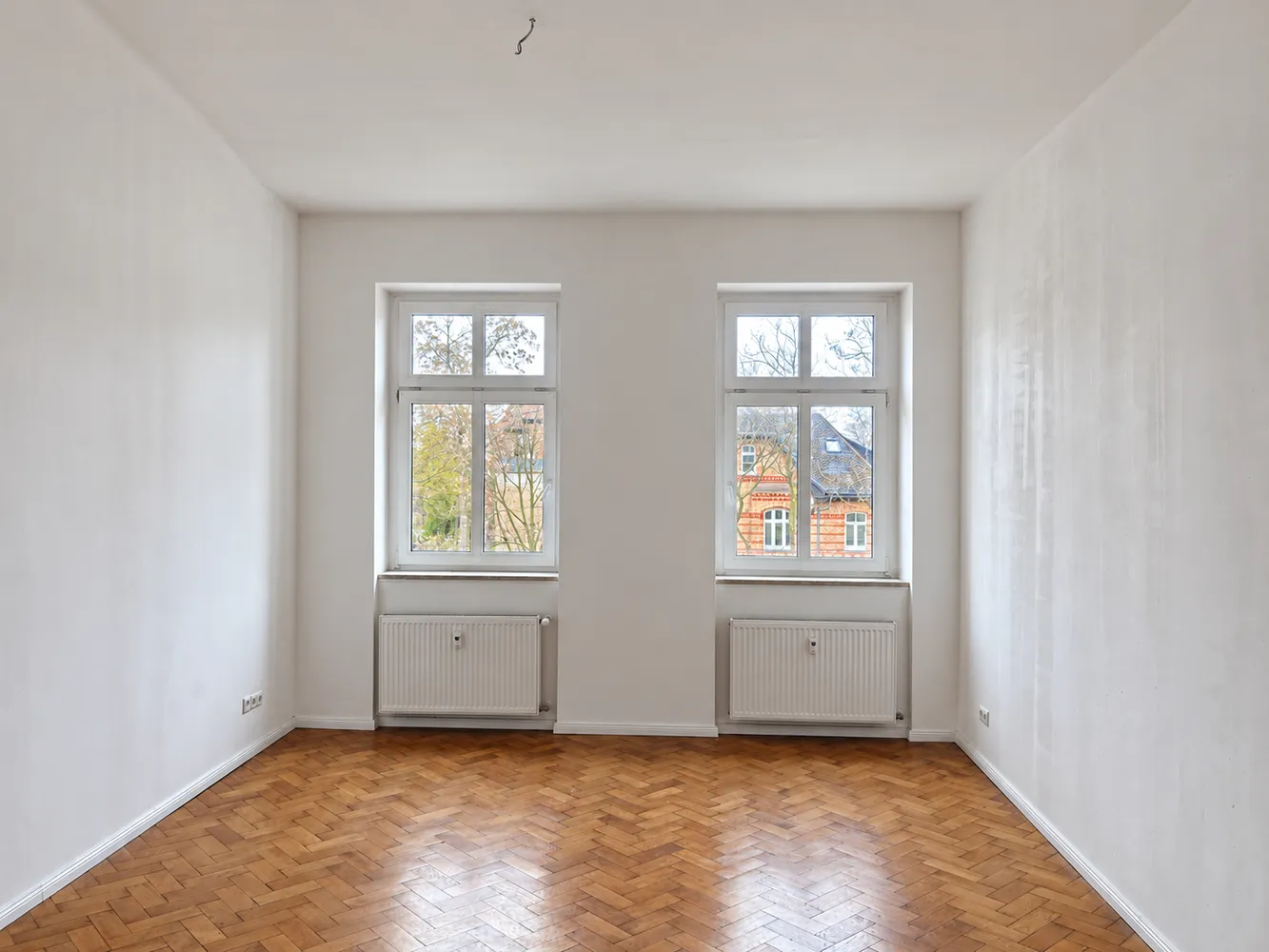 4 Zimmer Wohnung mit 114 m² in Halle (Saale) – Bild 1