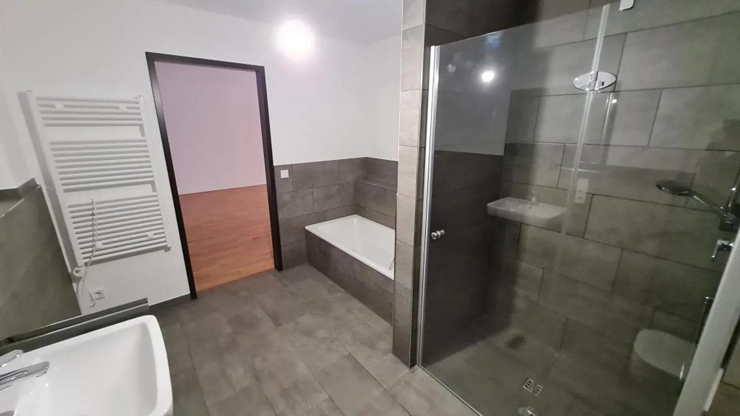2 Zimmer Wohnung mit 130 m² in Bremen – Bild 8